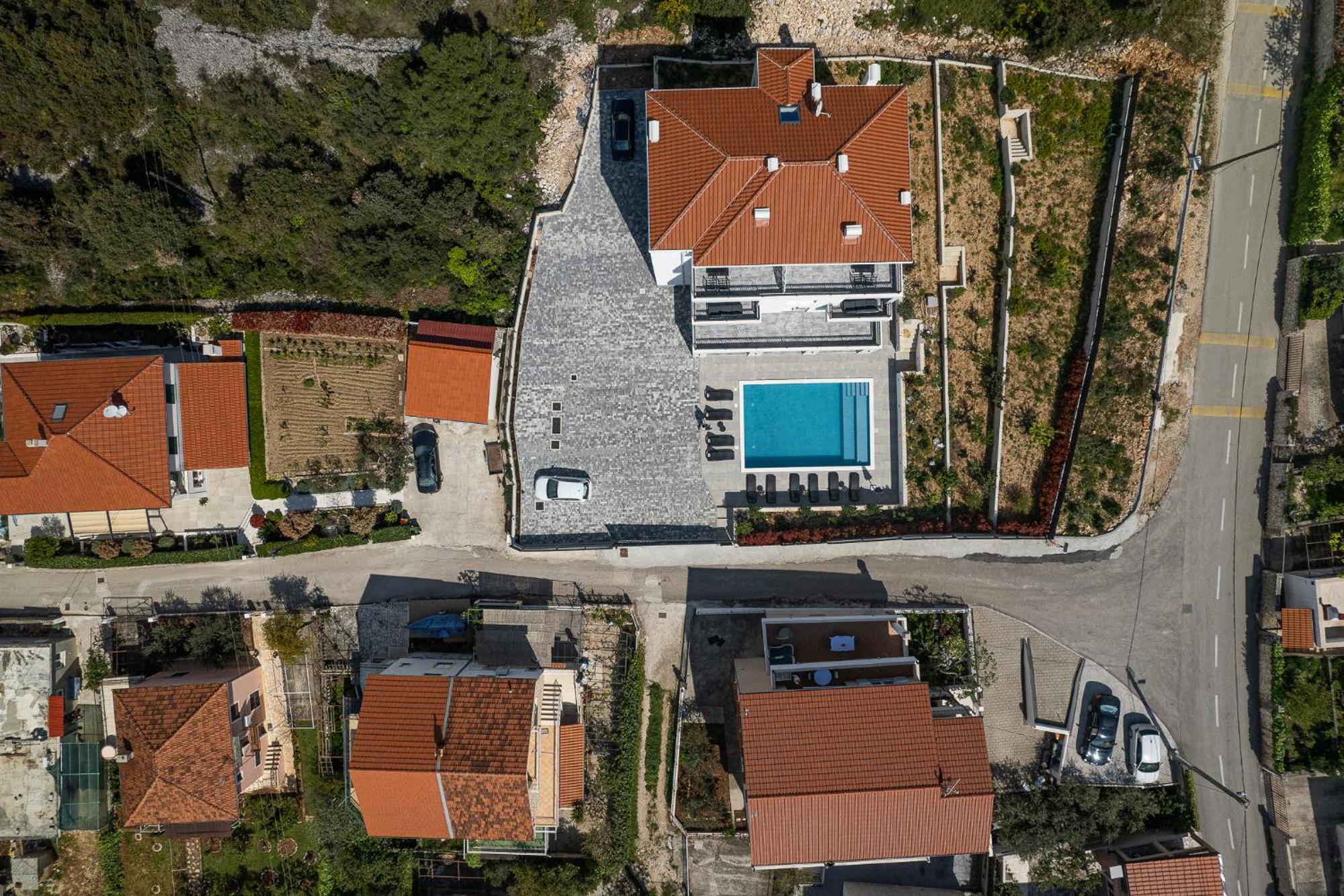Villa Barbara & Zoran With Free Parking And Heated Swimming Pool セゲット・ヴラニツァ エクステリア 写真
